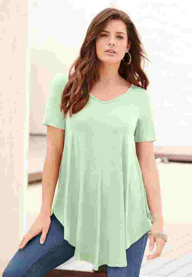Plus Size Ultra Drape V-Neck Swing Tunic Top image number 7