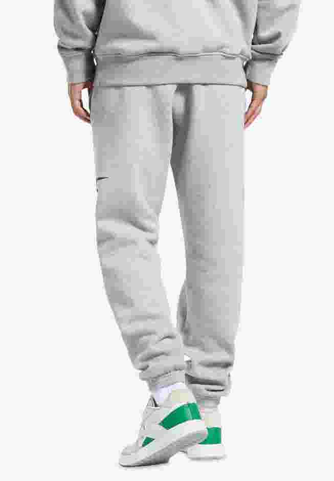 Reebok logo sweatpants image number 1