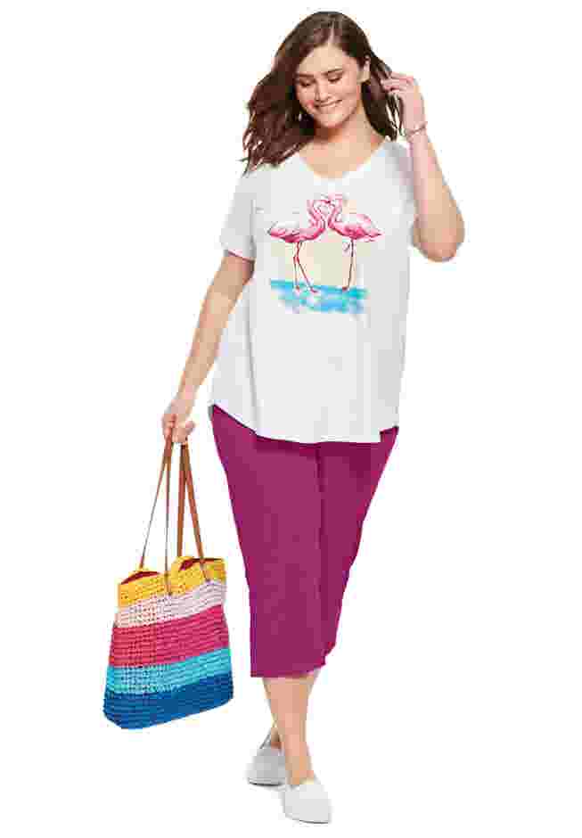 Two-Piece V-Neck Tunic & Capri Set image number 3