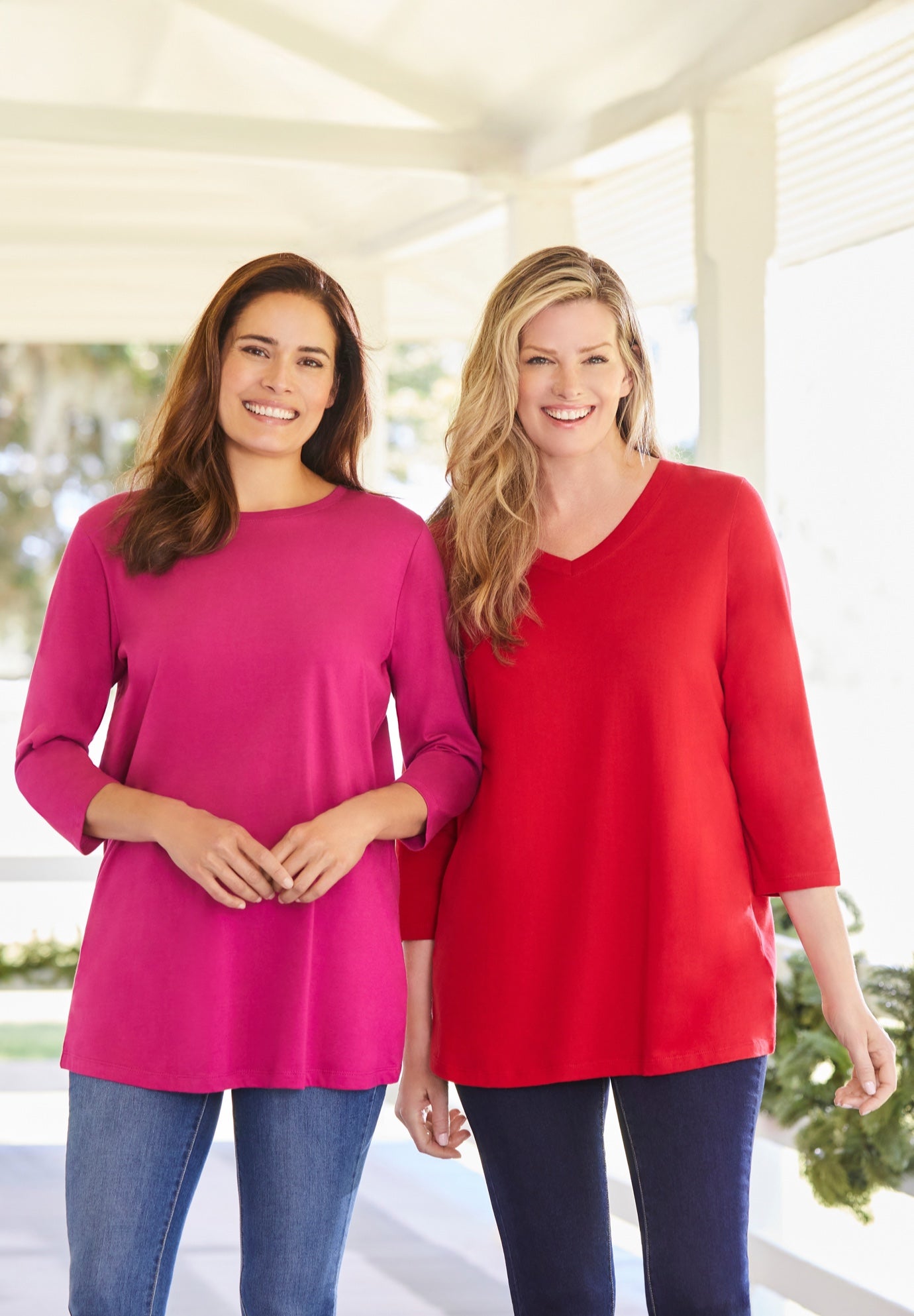 Perfect Three-Quarter Sleeve V-Neck Tee image number 4