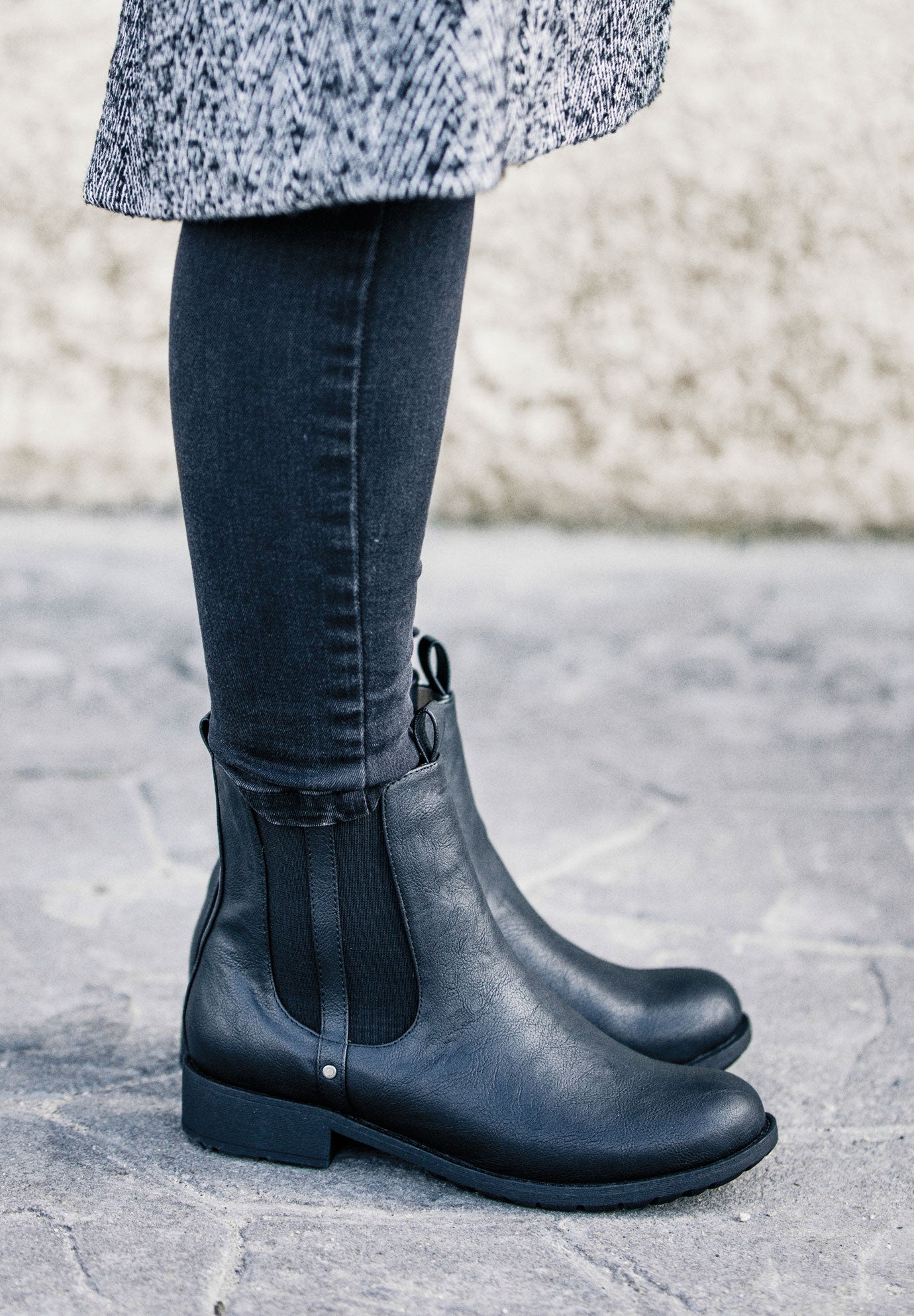 Sherpa Lined Faux Leather Chelsea Bootie image number 5