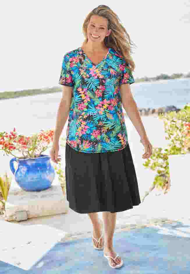 Short-Sleeve V-Neck Shirred Tee image number 0