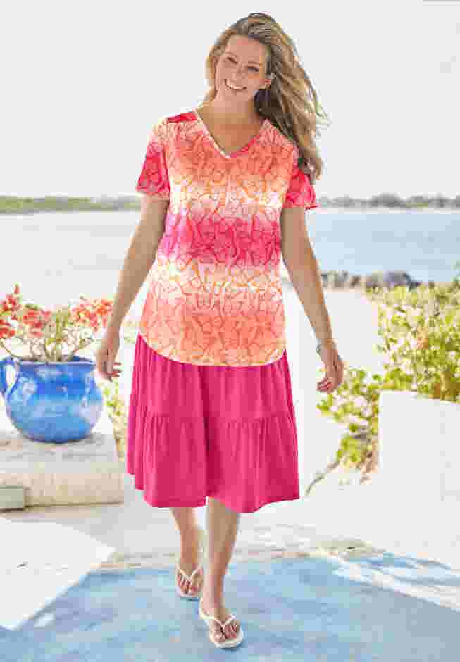 Short-Sleeve V-Neck Shirred Tee image number 9