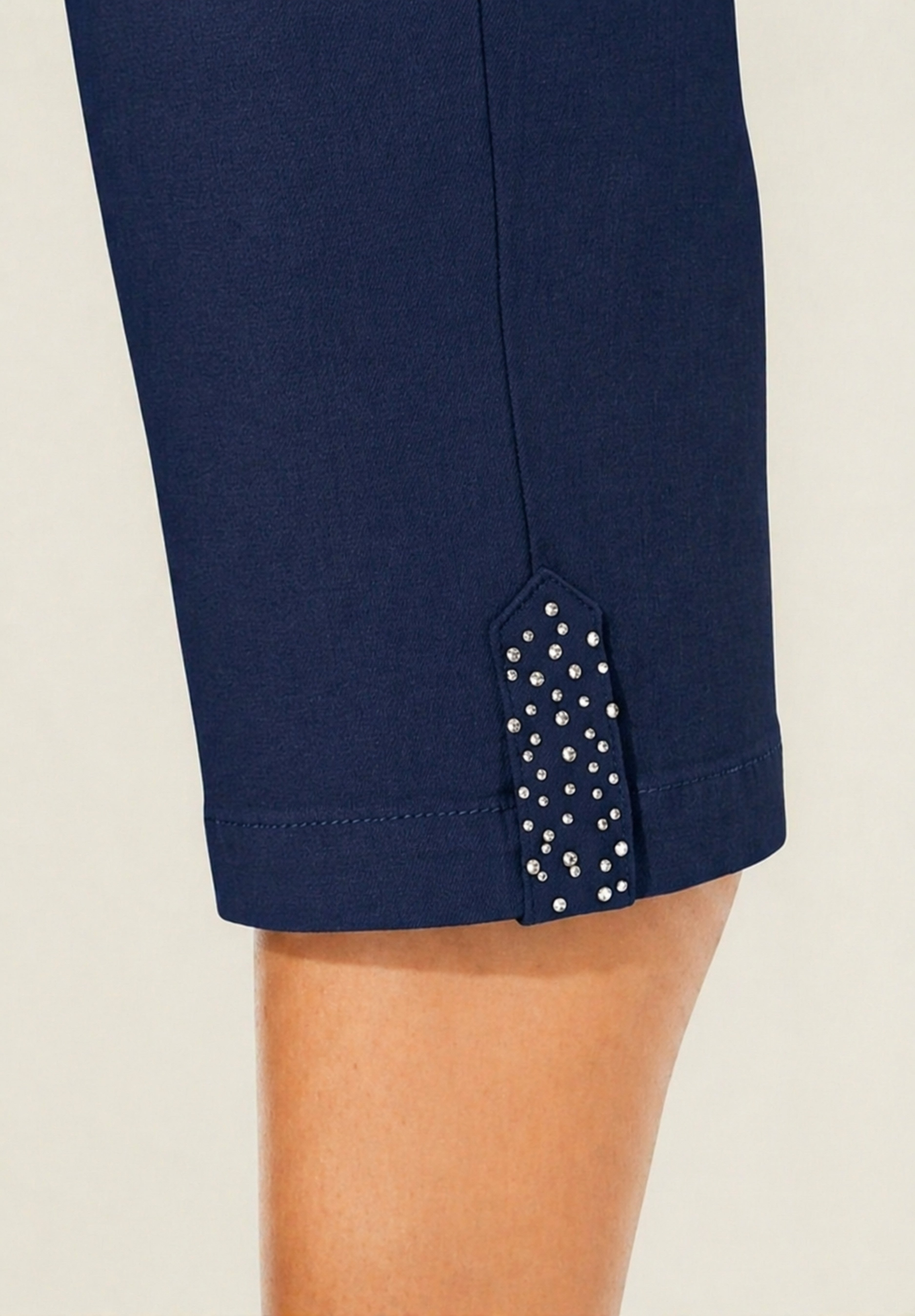 Everyday Capri with Sparkle Hem image number 3