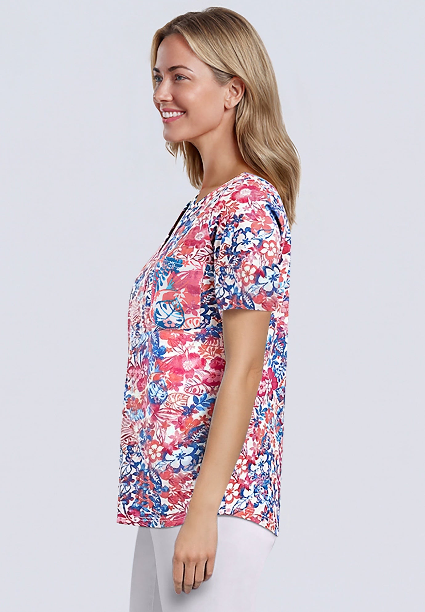 Notch-Neck Pocket Tee image number 2