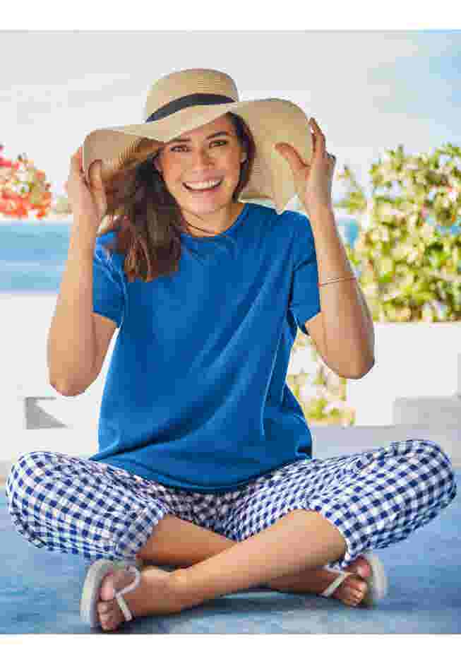 Waffle Thermal Satin Trim Tee image number 4