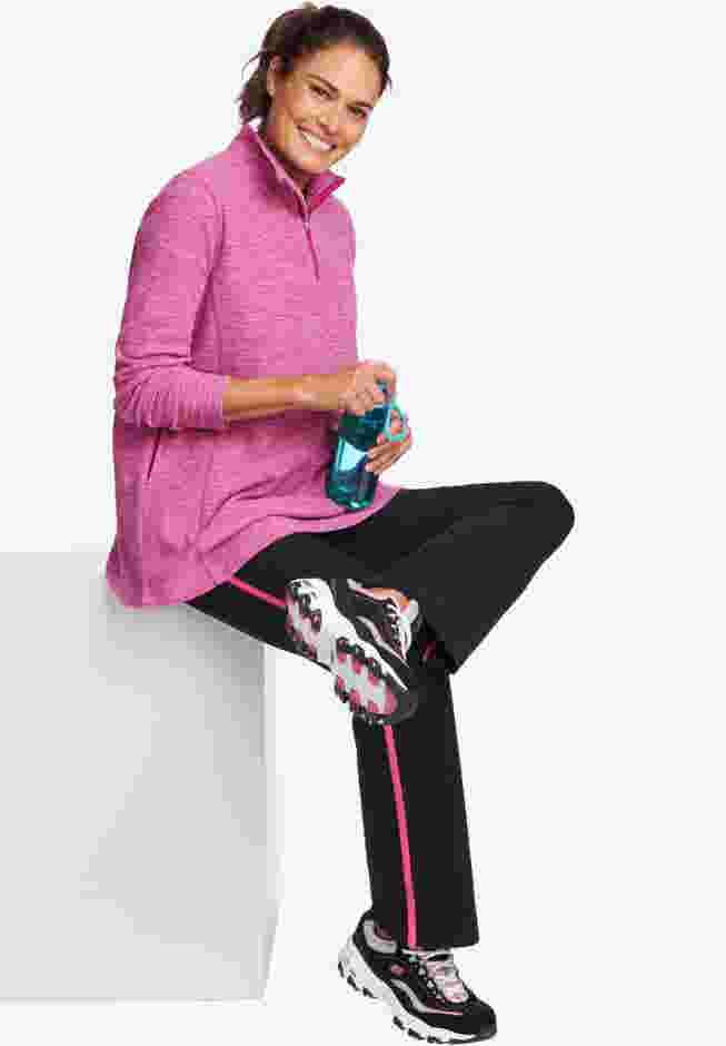 Microfleece Quarter-Zip Pullover image number 7