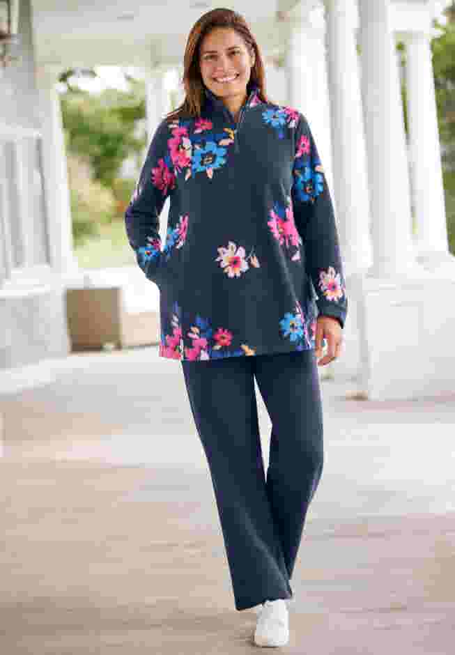 Microfleece Quarter-Zip Pullover image number 8