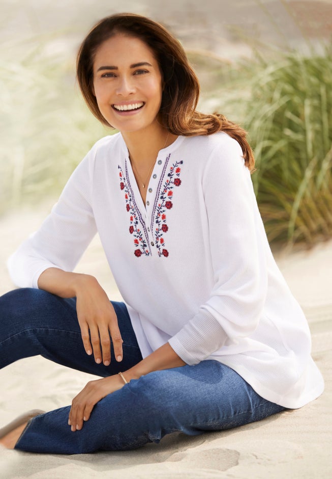 Embroidered Thermal Henley Tee image number 10