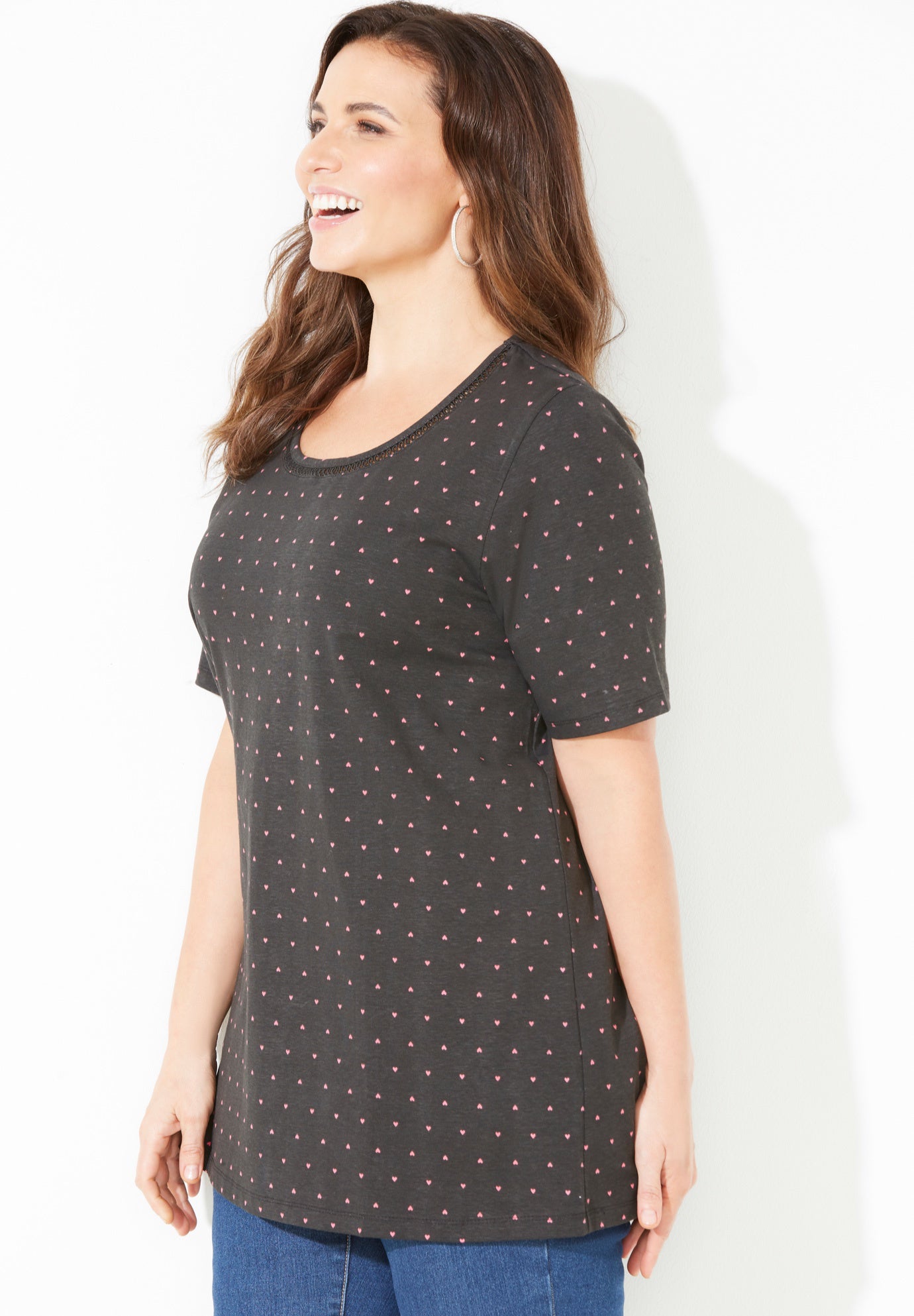 Suprema&reg; Embroidered Scoopneck Tee image number 2