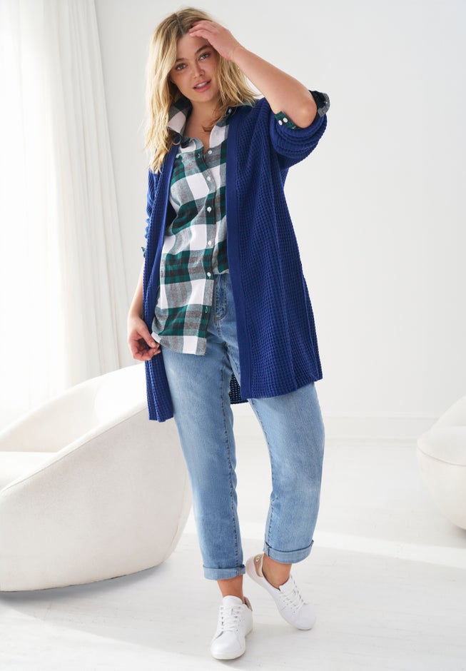 Mid-Rise Stretch Boyfriend Jeans image number 4