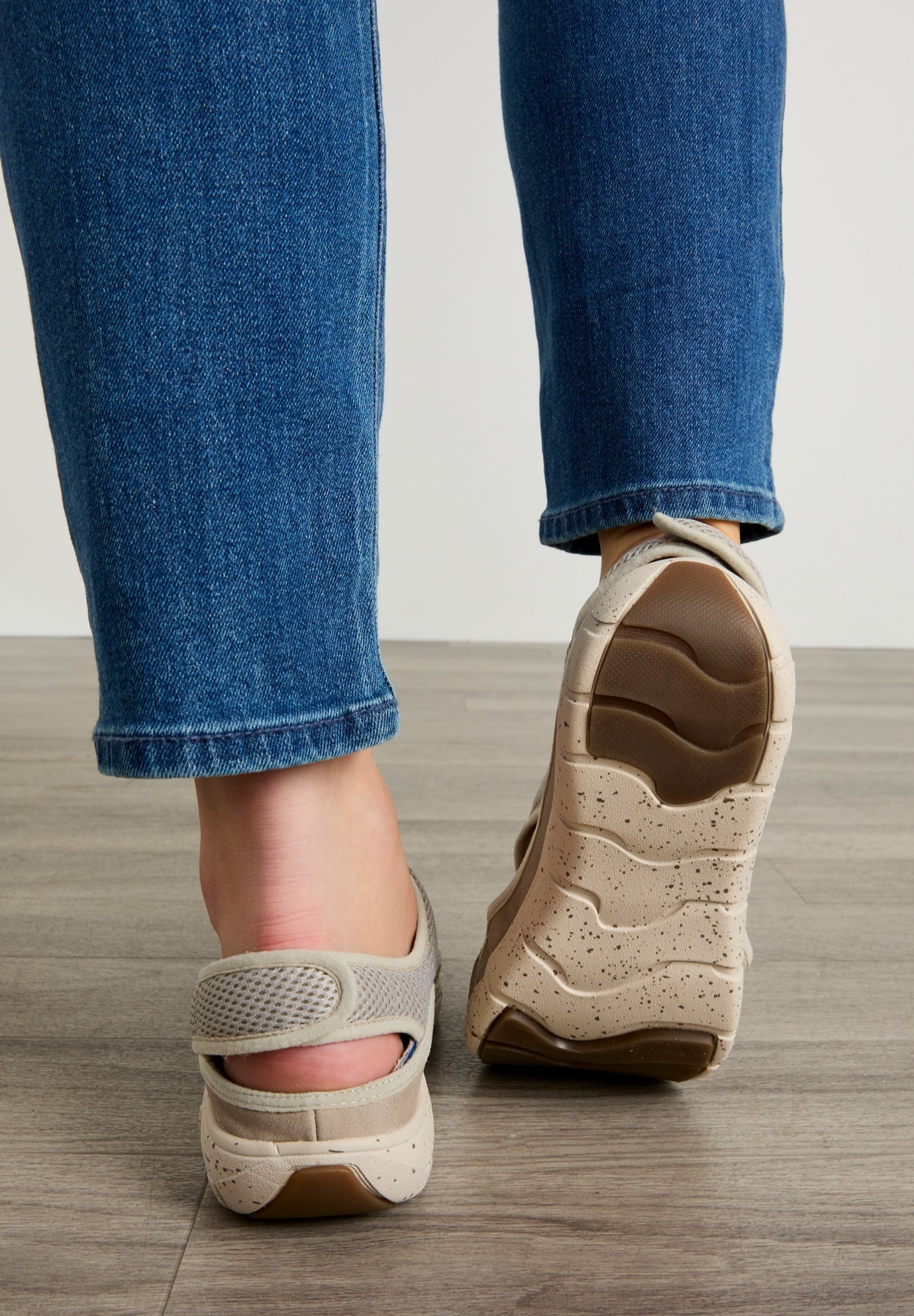 The Cheren Trail Sneaker image number 9