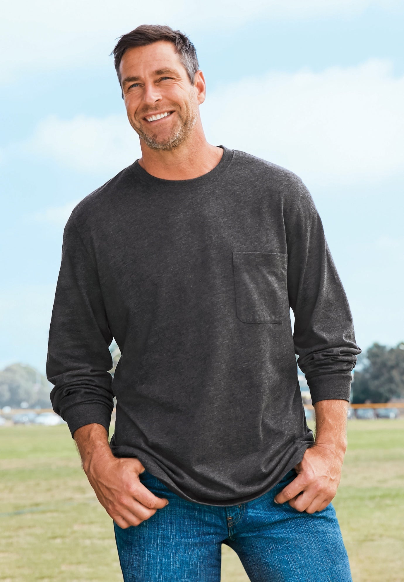 Shrink-Less™ Lightweight Long-Sleeve Crewneck Pocket T-Shirt image number 4