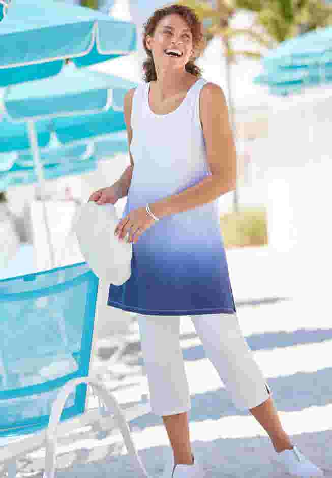 Stretch Denim Five-Pocket Capri Jeans image number 4